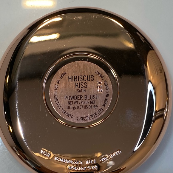 Rihanna RiRi MAC Makeup - Picture 3 of 3